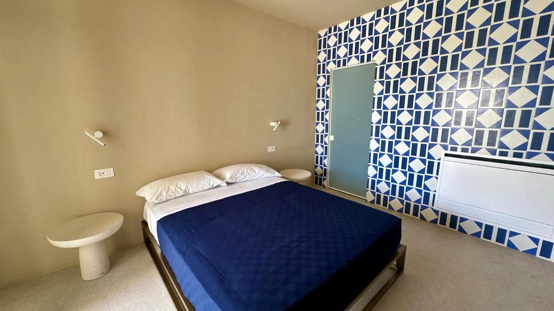 Alojamento de Acomodação e Pequeno-almoço Kyma Suites Panarea